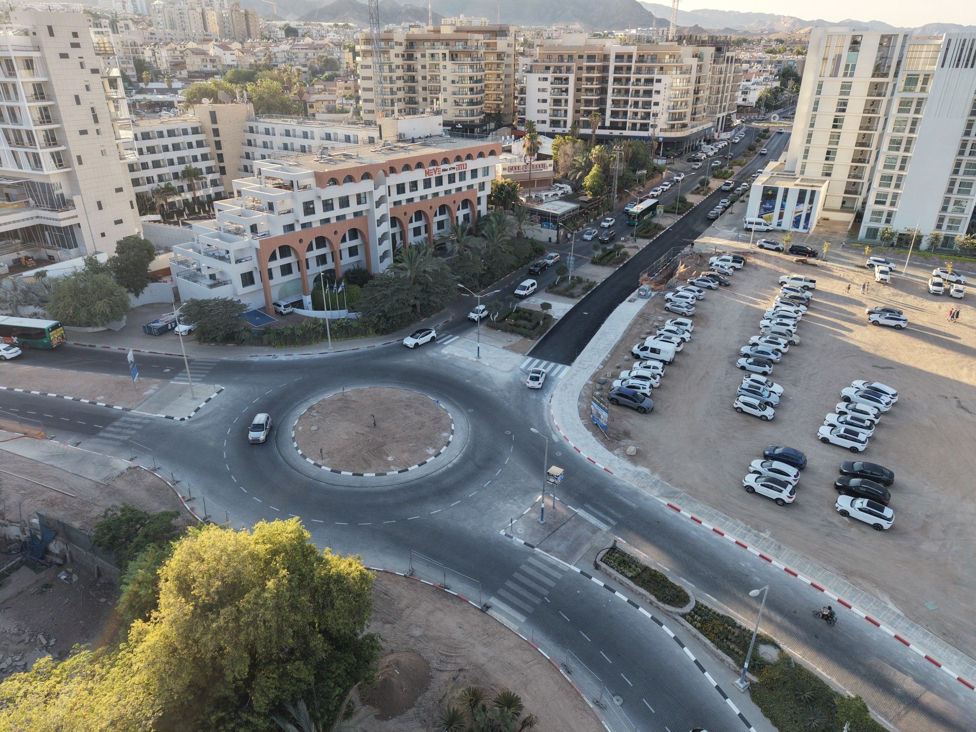 כיכר ושדרות חטיבת גולני עם אספלט חדש